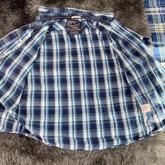 Nautica Jeans Co blue and white plaid shirt-sleeve button down shirt - Picture 16 of 17